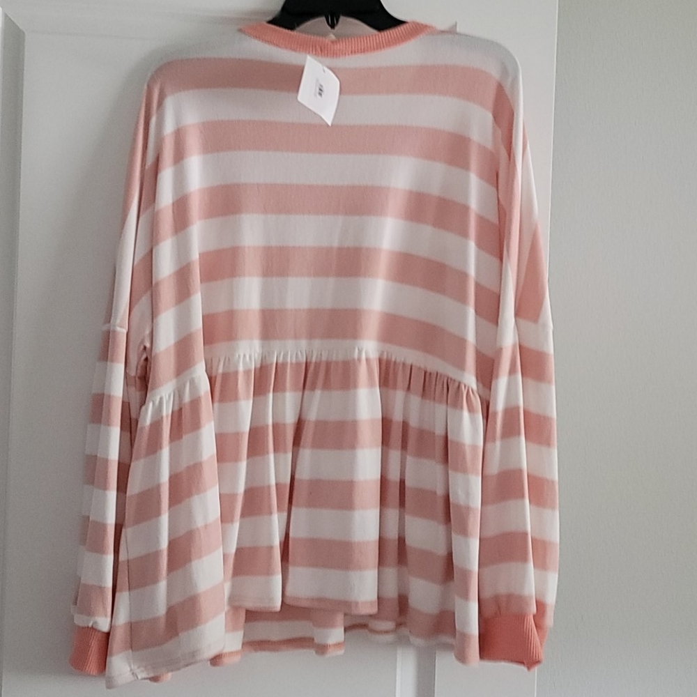 Shirt - Picture 2 of 3
